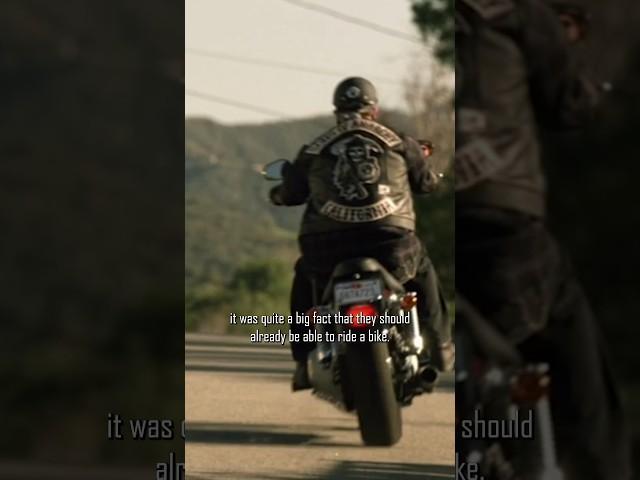Sons Of Anarchy actors couldn’t ride their bikes?!  #sonsofanarchy
