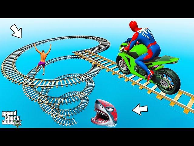 الأبطال الخارقين على القضبان دوامة قمع جسر - SPIDER-MAN!on Motorcycle in Spiral Bridge Stunt Ride