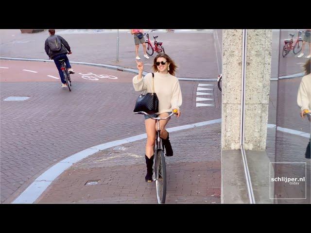 Cyclists at Haarlemmerplein - September 10, 2021 11:29