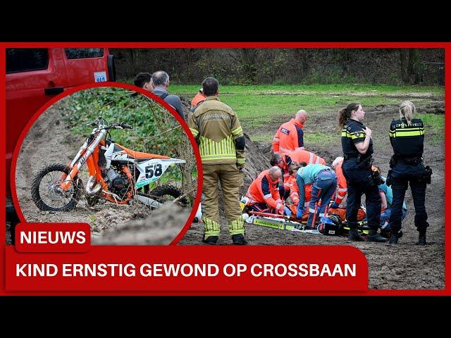 Jong kind ernstig gewond bij botsing op crossbaan in Tilburg, traumaheli neemt slachtoffer mee