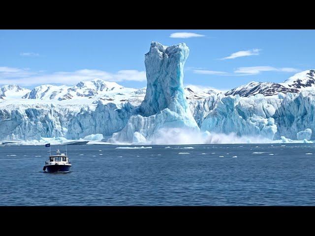 Most Awesome Glaciers Collapse in Water Compilation