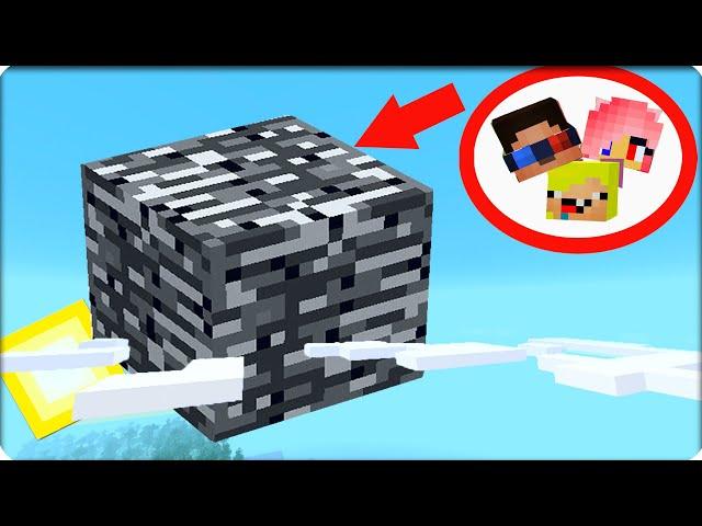 ⏳ШЕДИ НУБ но ДЕВУШКА ВЫЖИВАЮТ В КОРОБКЕ ИЗ БЕДРОКА В МАЙНКРАФТЕ! Minecraft Survive in box