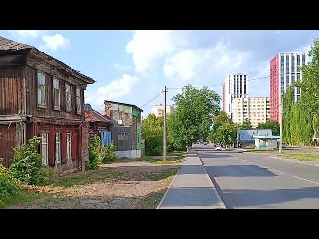 Уфа, улица Гафури, современная застройка в частном секторе (01.08.2023)