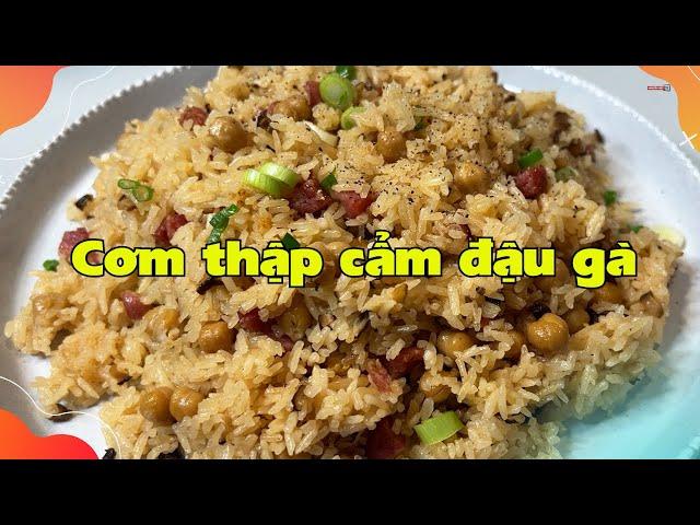 Cơm thập cẩm đậu gà