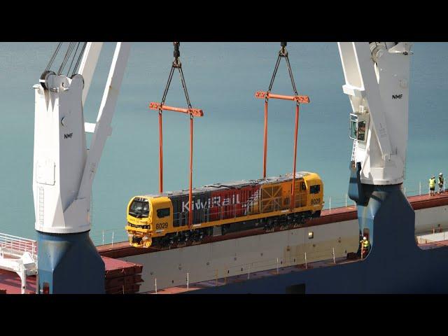 KiwiRail | DM Locomotive Arrival (Full Coverage)