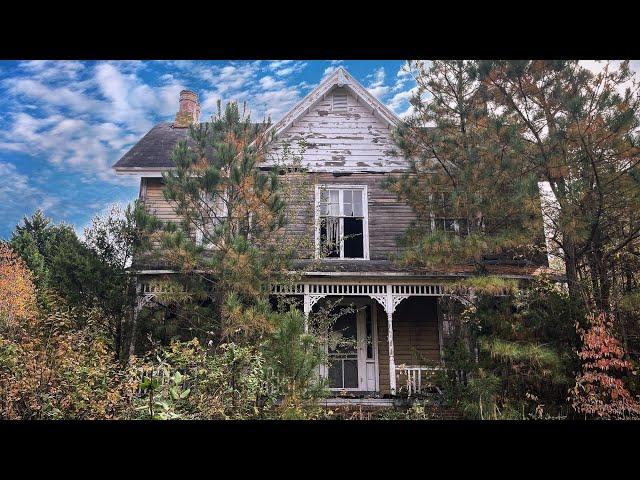 The Fairy Tale Abandoned Mayors Manor House *Completely Packed Along the Eastern Shore