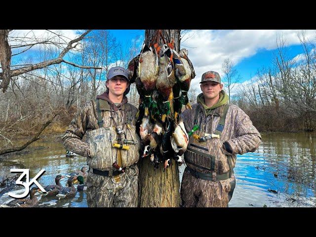 Mississippi Public Land Duck Hunting | The Smallest Hole We've Ever Hunted