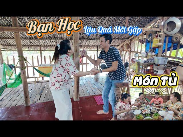 Nhỏ Bạn Học Của KaNi Tèo 69 Ở Đồng Nai Về Thăm 2 Vợ Chồng Và Làm Món Bún Mắm Tiếp Đãi..