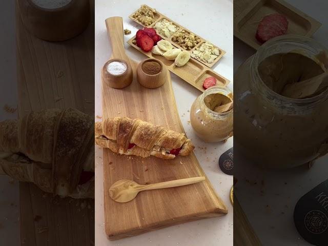 Sunday funday with #peanutbutter  #croissant #coffeelover #latteart #baristalife  #desert