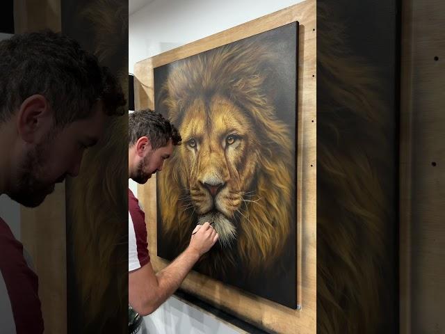 Huge Realistic Lion Painting