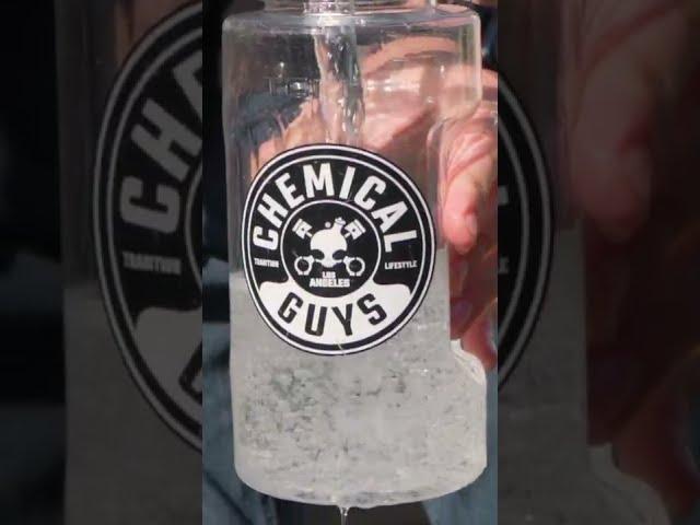 60 Second Tutorial: How To Wash Your Car Using The Two Bucket Method! - Chemical Guys