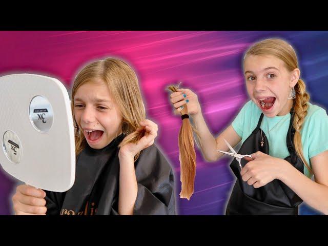 Savannah Cut Lizzy’s Hair in Savannah’s Dream Beauty Salon! Funny Kids Story With Sisters!