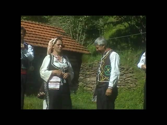 Macedonian Folk Group "MEGDAN" Kocani - Or, Neveste More Stojanice (5)