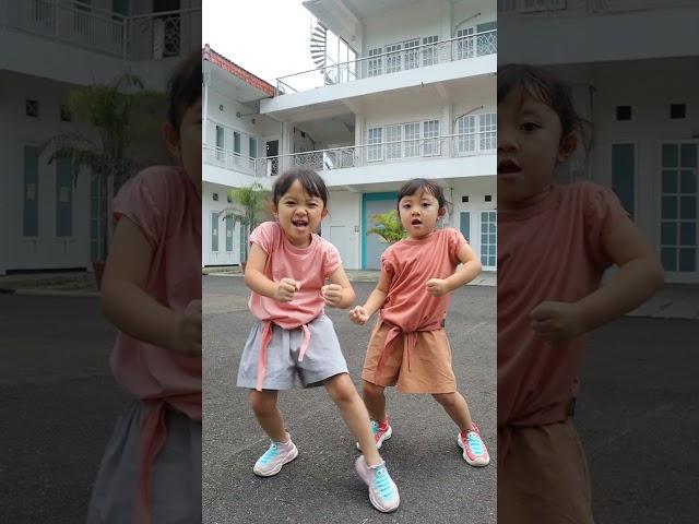 ZUMBA CHOREOGRAPHY | CON CALMA DADDY YANKEE | DANCER KIDS | INTERNASIONAL ZUMBA | #SHORTS