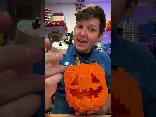 Building a LEGO Jack-o-Lantern