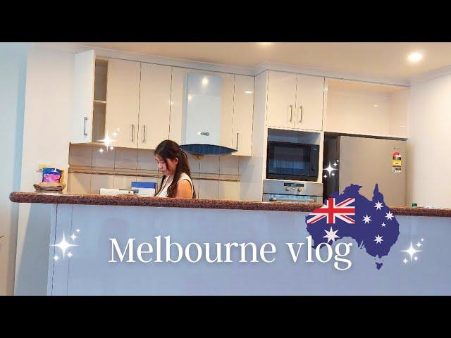  Melbourne Vlog Ep 1 | Meeting up with friends and exploring nice cafe ️