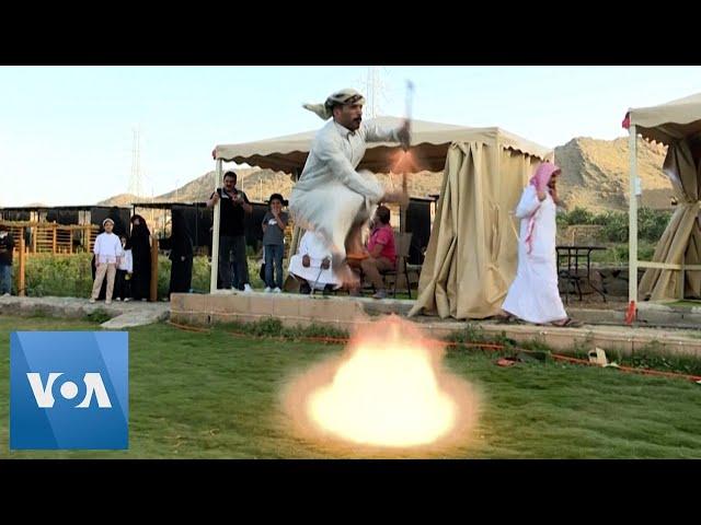 Saudis Keep Traditional Gun-Jumping Dance Alive