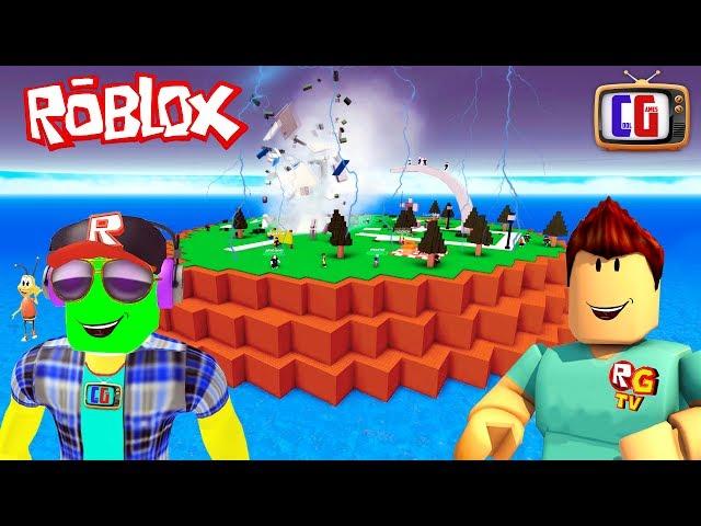 Fun SURVIVAL cartoon heroes on a DANGEROUS ISLAND Video from Cool GAMES and Roblox Games TV