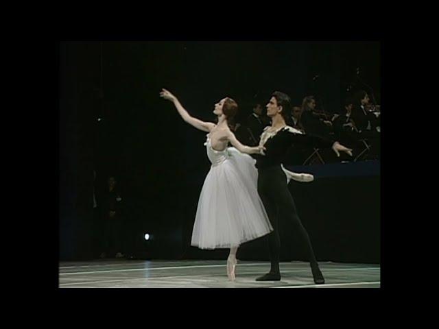 "Giselle" Pas de Deux, Carole Arbo and Kader Belarbi (1992)