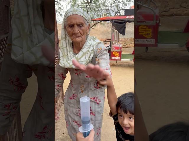 Dadi ko injection lgva diya Yuvin ne#yuvinkaraj #funny #youtubeshorts #anayakandhal #cartoon