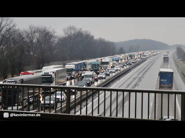 Extreme Glätte – Vollsperrung der Autobahn A5 bei Baden-Baden wegen großer Unfallzahl | Sony PXW Z90