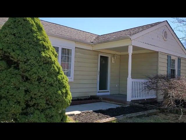 House For Sale,  524 Ryders Ln. in East Brunswick, NJ price $424,900. 6rms, 2bedrms, 2baths, Ranch,