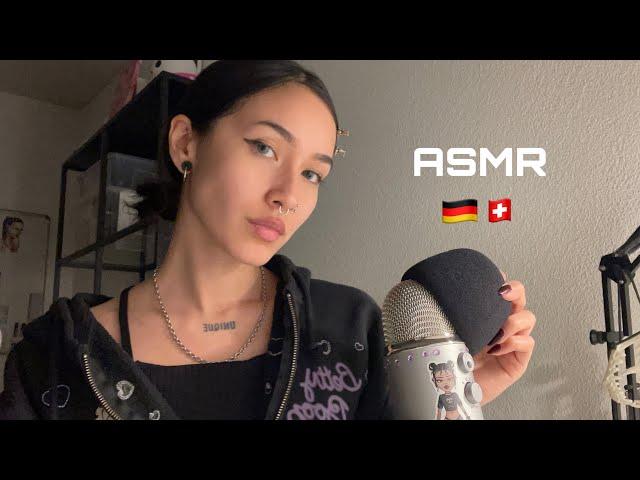 ASMR  in GERMAN (whispers, mic scratching, mouth sounds,..)