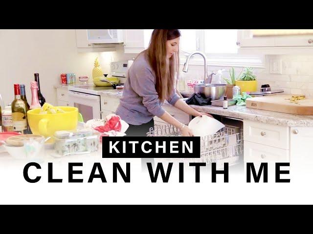 Clean With Me: Kitchen (Cleaning Motivation)