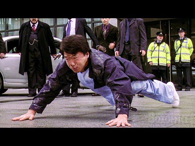 Jackie Chan falls of a building and dust it off | The Medallion | CLIP