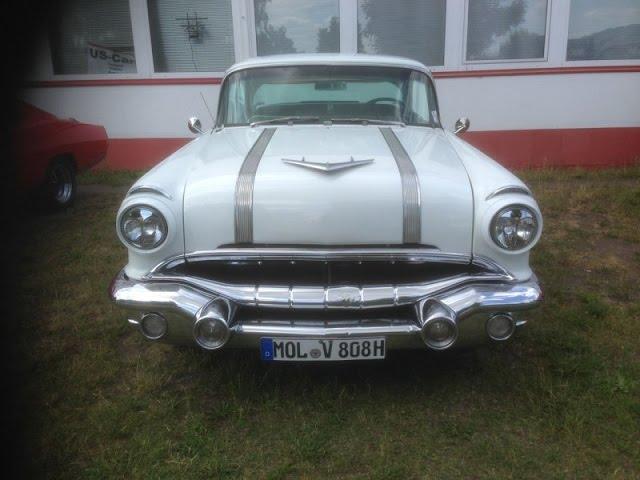 1956 Pontiac Star Chief   V8 389   Special Cars Berlin