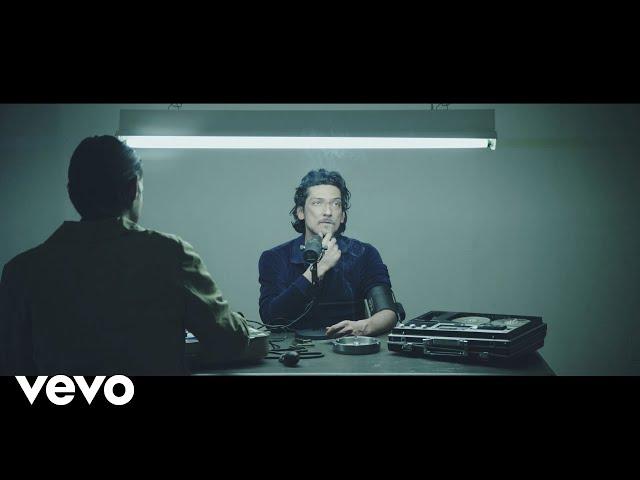 León Larregui - Souvenir