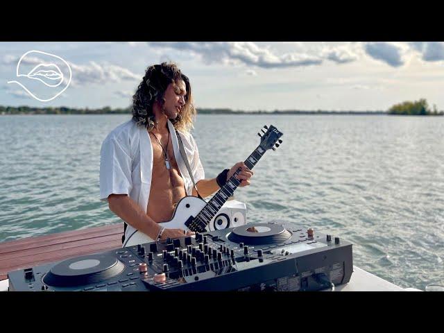 Fotos | House Music & Guitar Live on a Boat, St. Lawrence River | Vol 6.