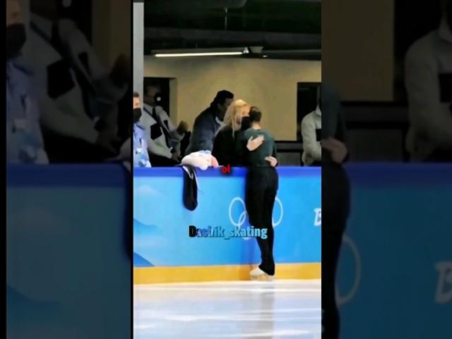 и ещё стёклышко #фигурноекатание #valieva #figureskating #камилавалиева