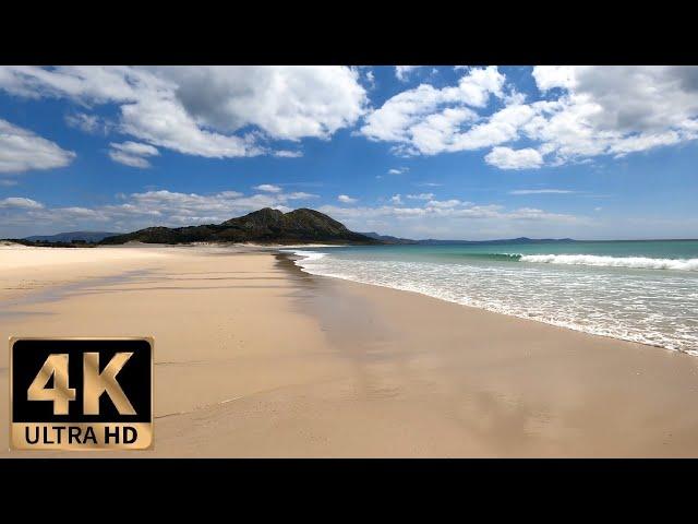 Relaxing ASMR Virtual Walk Along the Beach, Alone and Immersive. Nature Sounds, Galicia, 4K UHD