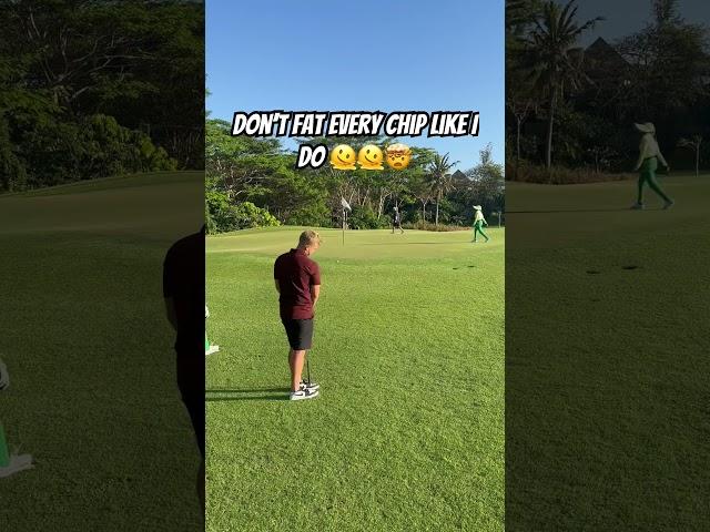 BEST EVER CHIPPING TIP!! this blew my mind ️ #golfing #golf #golfer #golfinglife #golflife