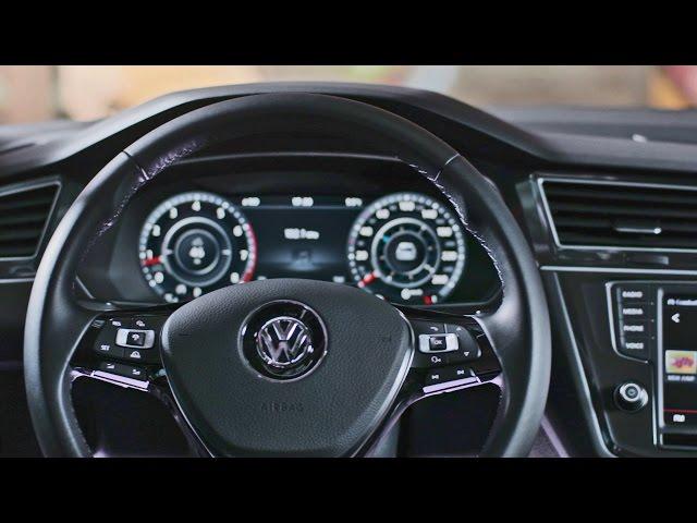 INTERIOR: 2016 Volkswagen Tiguan