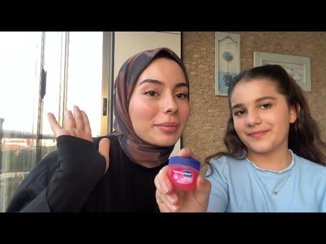 ASMR I My Friends Litte Sister's Doing My Makeup 