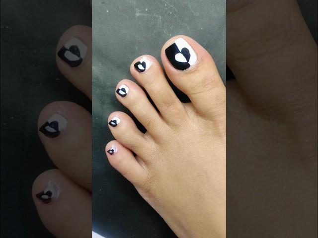 Easy toe nailart at home #nailart #toenailart #toenails #youtubeshorts #shorts #naildesign