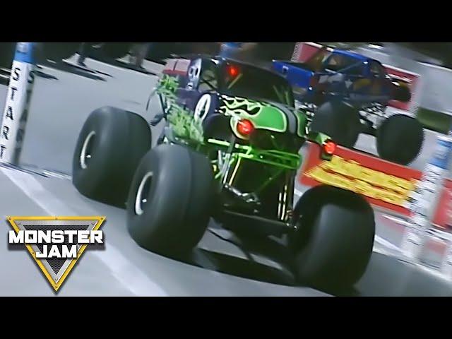 Grave Digger vs King Krunch | World Finals 2004 Quarter Finals | Monster Jam