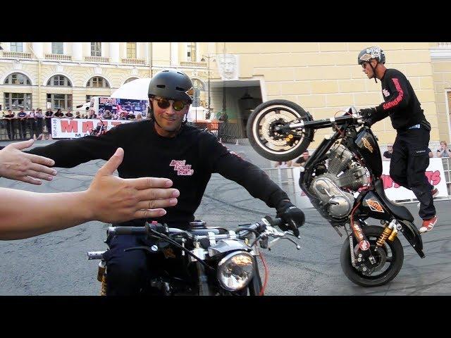 Андрей Кузьмин - уникальные трюки на мотоциклах Harley стантрайдинг! /Мотофестиваль Harley Days 2018