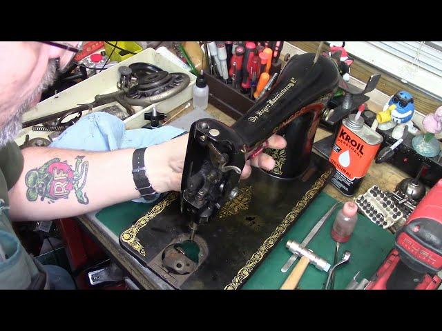 A Singer 66 Overhaul for Cheryl, Part 1 - The Teardown