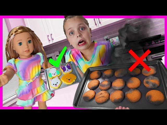 Boss Kin Tin Starts a NEW BAKING Business with American Girl Doll Summer McKinny!!