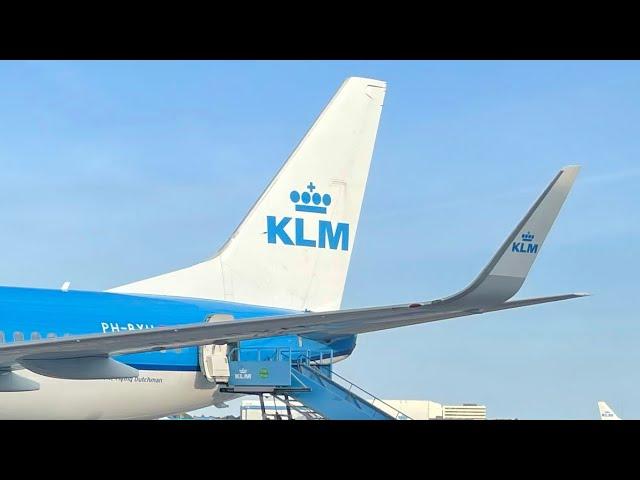 Amsterdam Airport Schiphol KLM Boeing 787 - Netherlands 