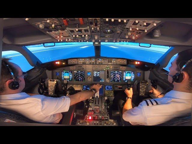 Boeing 737-800 Rejected Takeoff (Engine Fire) & Evacuation | MCC Training at Simtech | Cockpit View