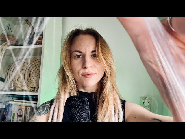 ASMR мурашки от паутинки: видео для сна. Неразборчивый шепот и визуальные триггеры