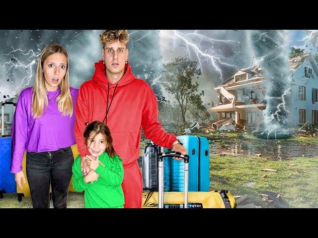 AURORA RIMANE INTRAPPOLATA NELLA TEMPESTA DAL TORNADO CON PAPÀ MIKE E LAURA! È SCOMPARSA LA CITTÀ!