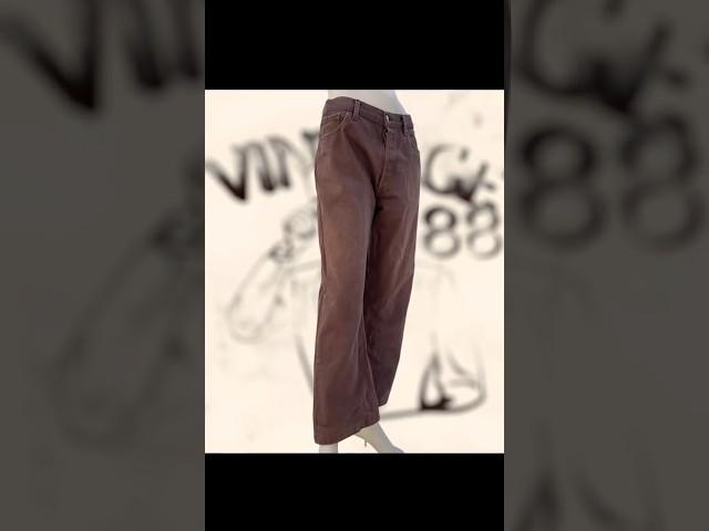 Pantalón Levi’s 501 vintage  https://vintage88.es/products/pantalon-levi-s-501-marron-vintage 