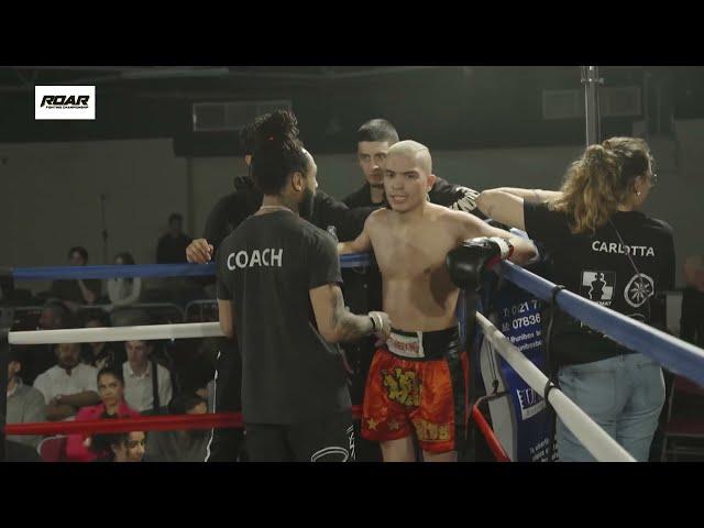 Kenneth Cruz from Fightzone London  VS Luke Coleman from The Knowlesy Academy - Full Muay Thai Fight