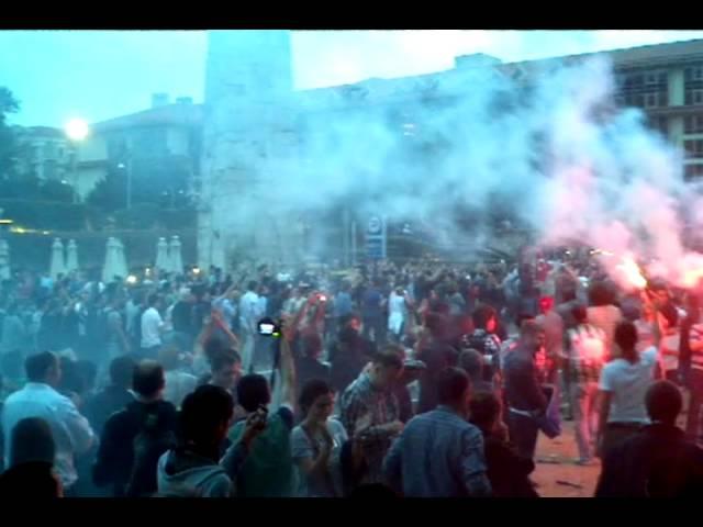 Çarşı Gezi Parkı'na giriyor (4 Haziran 2013)