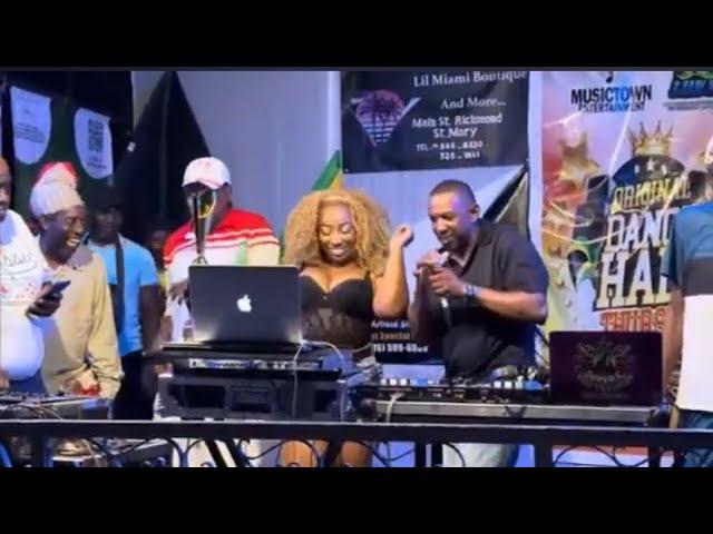 Rub A Dub Thursdays / Kadisha Kadisha on stage with Peter metro and mackerel 